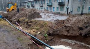 Жители поселка Светлый Котельничского района почти месяц живут без воды