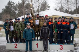 Котельничские спасатели победили в областных соревнованиях