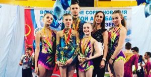 Котельничские акробаты отлично выступили на Всероссийских соревнованиях