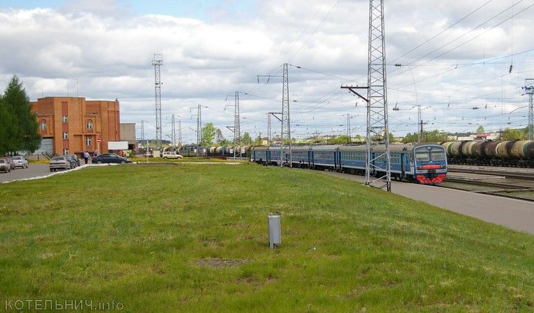 На станции Котельнич произошел перерыв в движении поездов