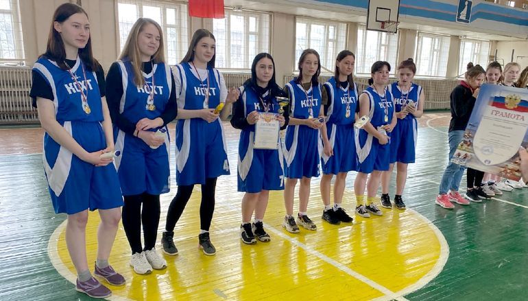 Команда КСХТ победила в областных соревнованиях по баскетболу